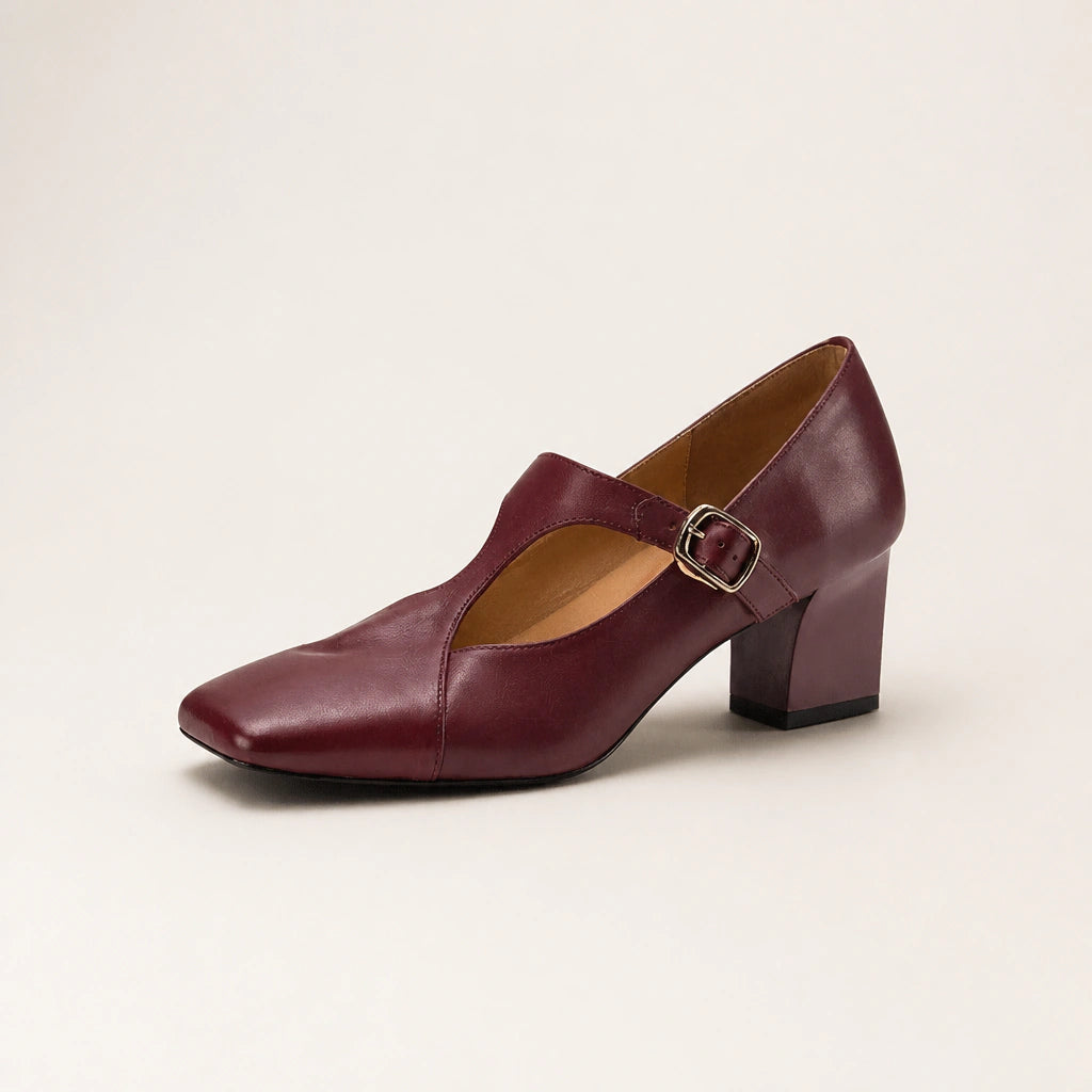 A strap that holds the foot