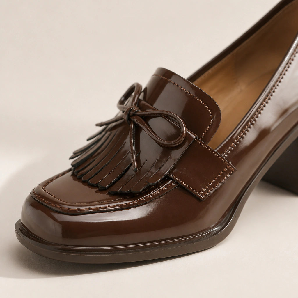 A leather with some shine