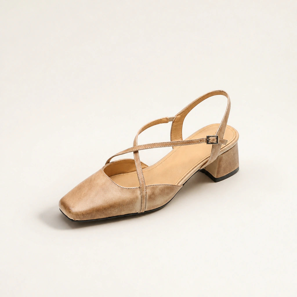 Fine straps, room for the toes