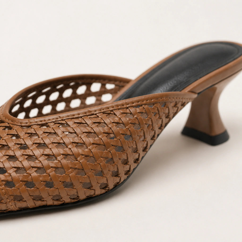 A basket weave in leather