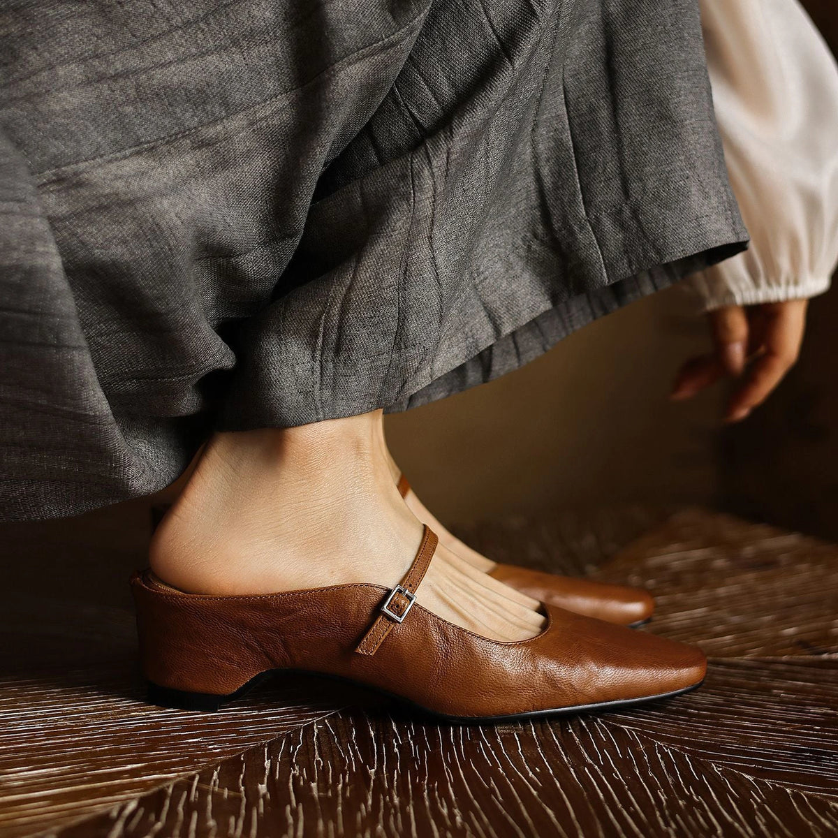 Amara Square-Toe Leather Mules