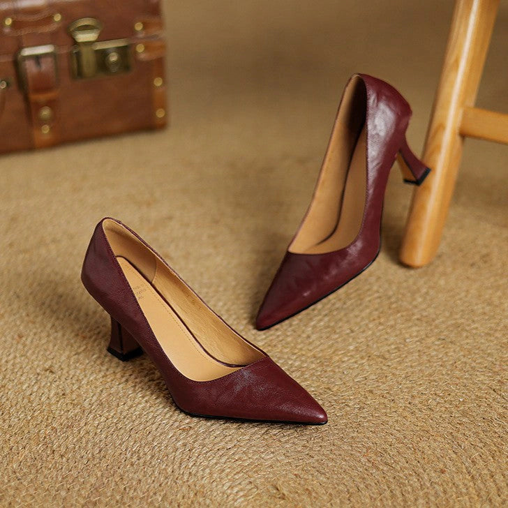 Livia Leather Pumps